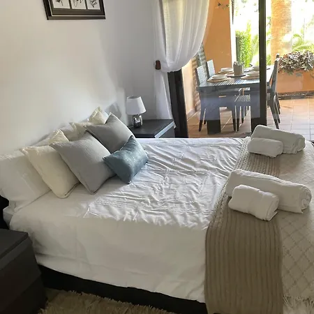 Casa Bruno Манилва
